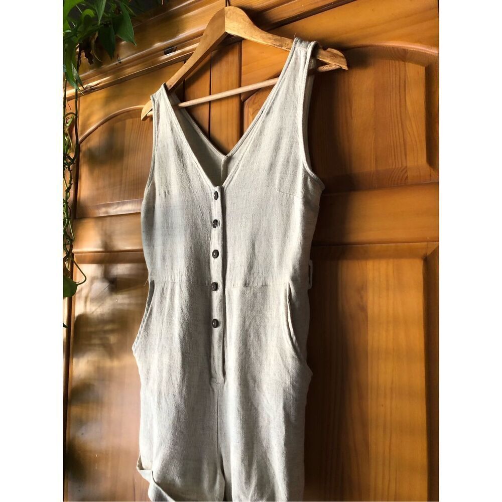 Vici Garned Pocketed Button Down Romper Size M - Picture 4 of 11